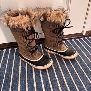 Joan Of Arctic - Sorel - Rare Army Green!